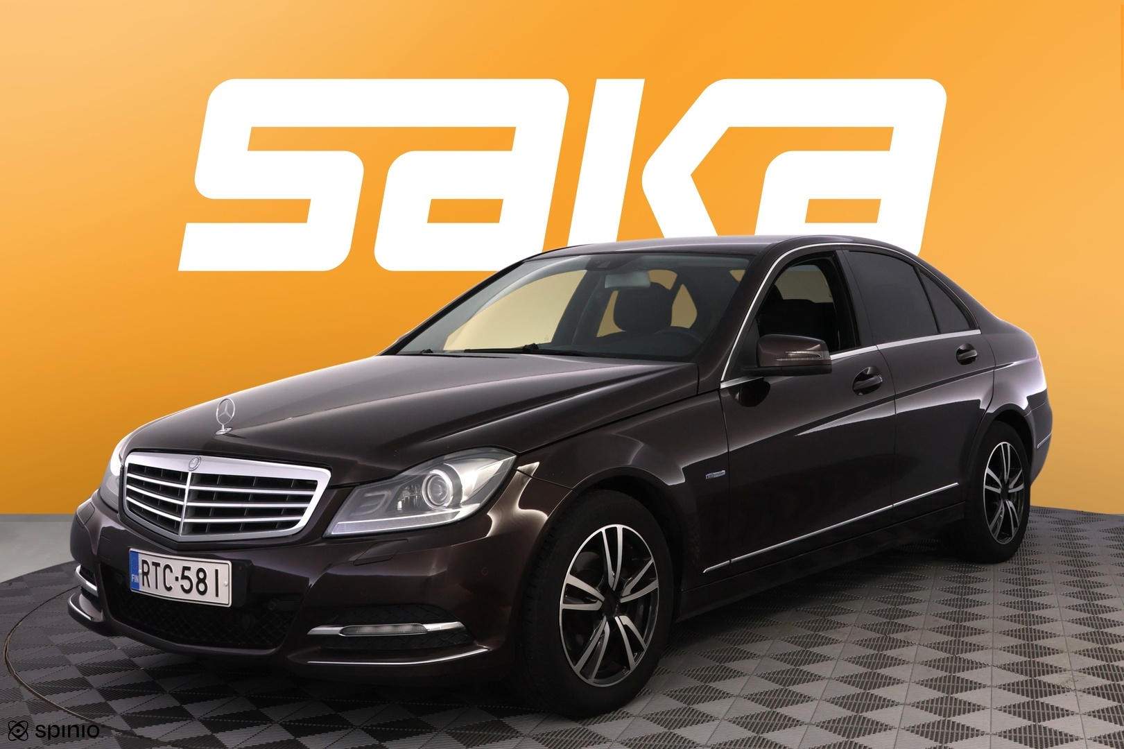 MERCEDES-BENZ C 2011