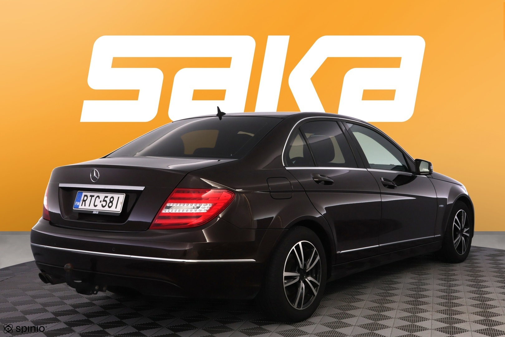 MERCEDES-BENZ C 2011