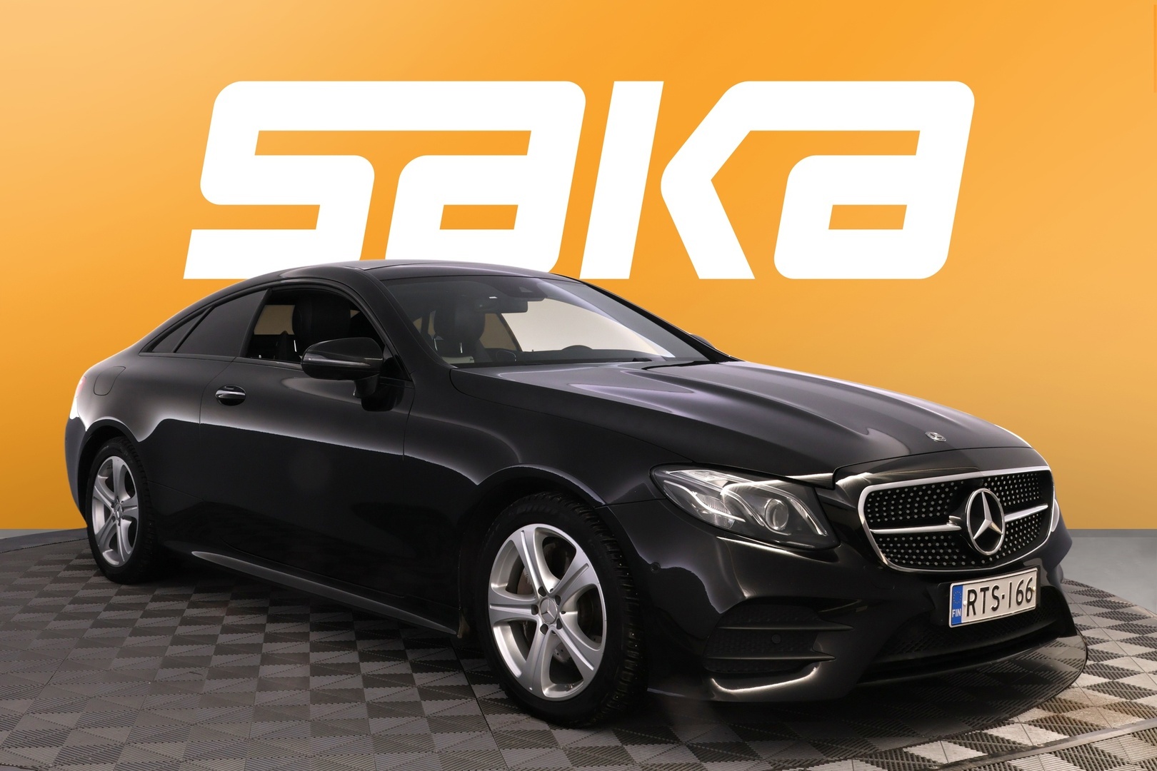 MERCEDES-BENZ E 2018