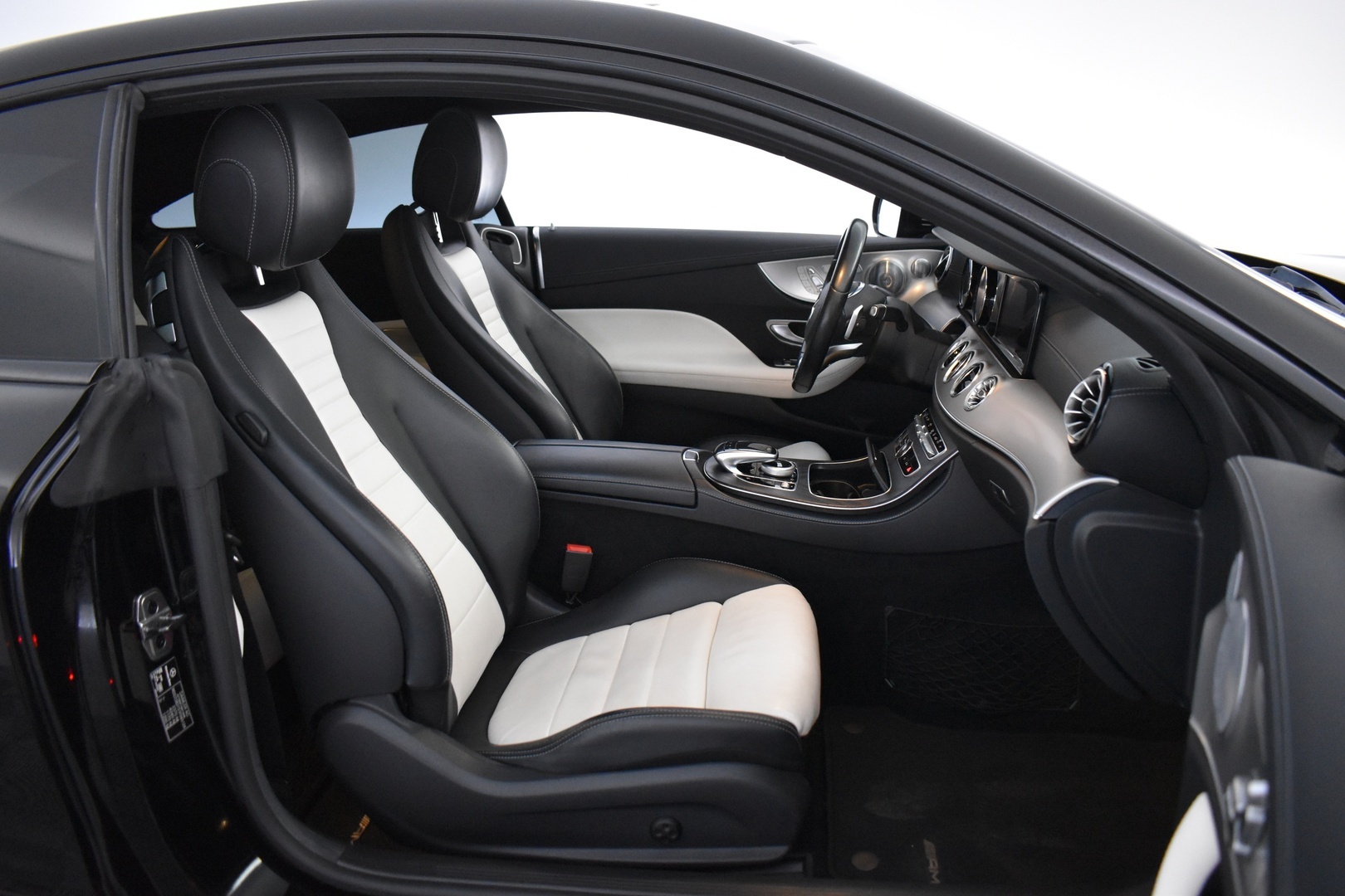 MERCEDES-BENZ E 2018