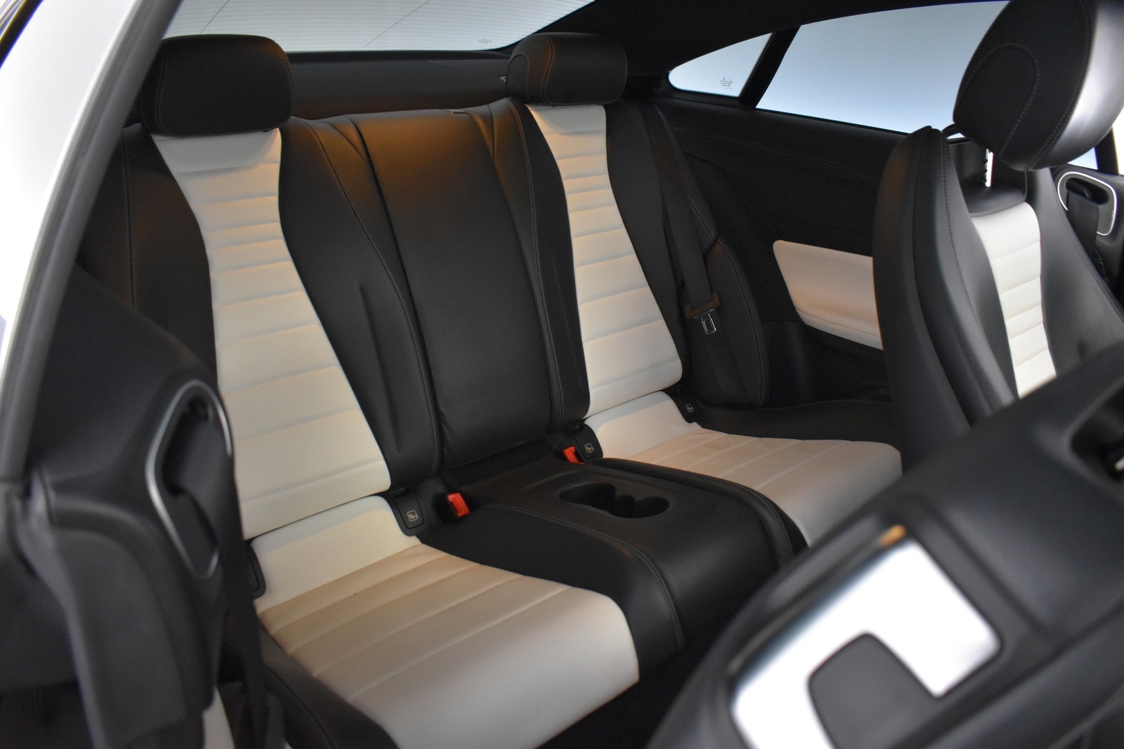 MERCEDES-BENZ E 2018