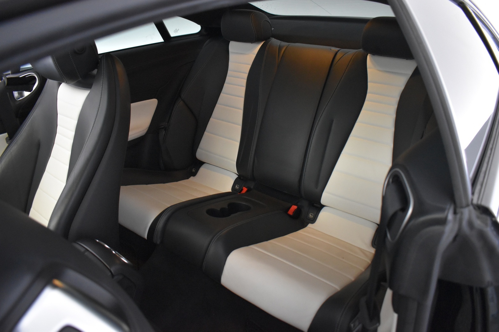 MERCEDES-BENZ E 2018