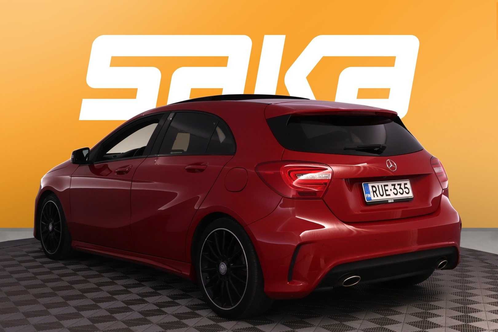 MERCEDES-BENZ A 2014