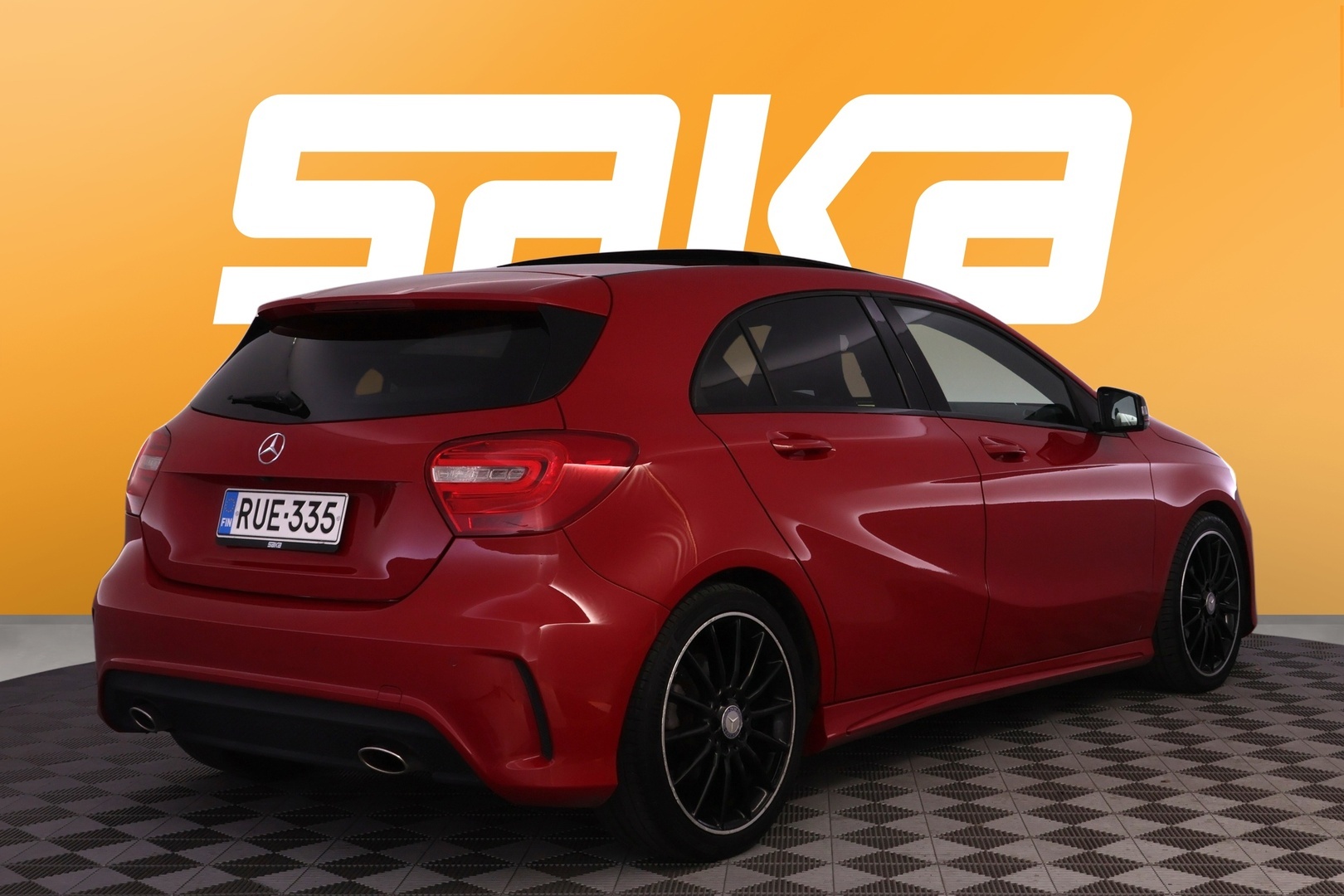 MERCEDES-BENZ A 2014