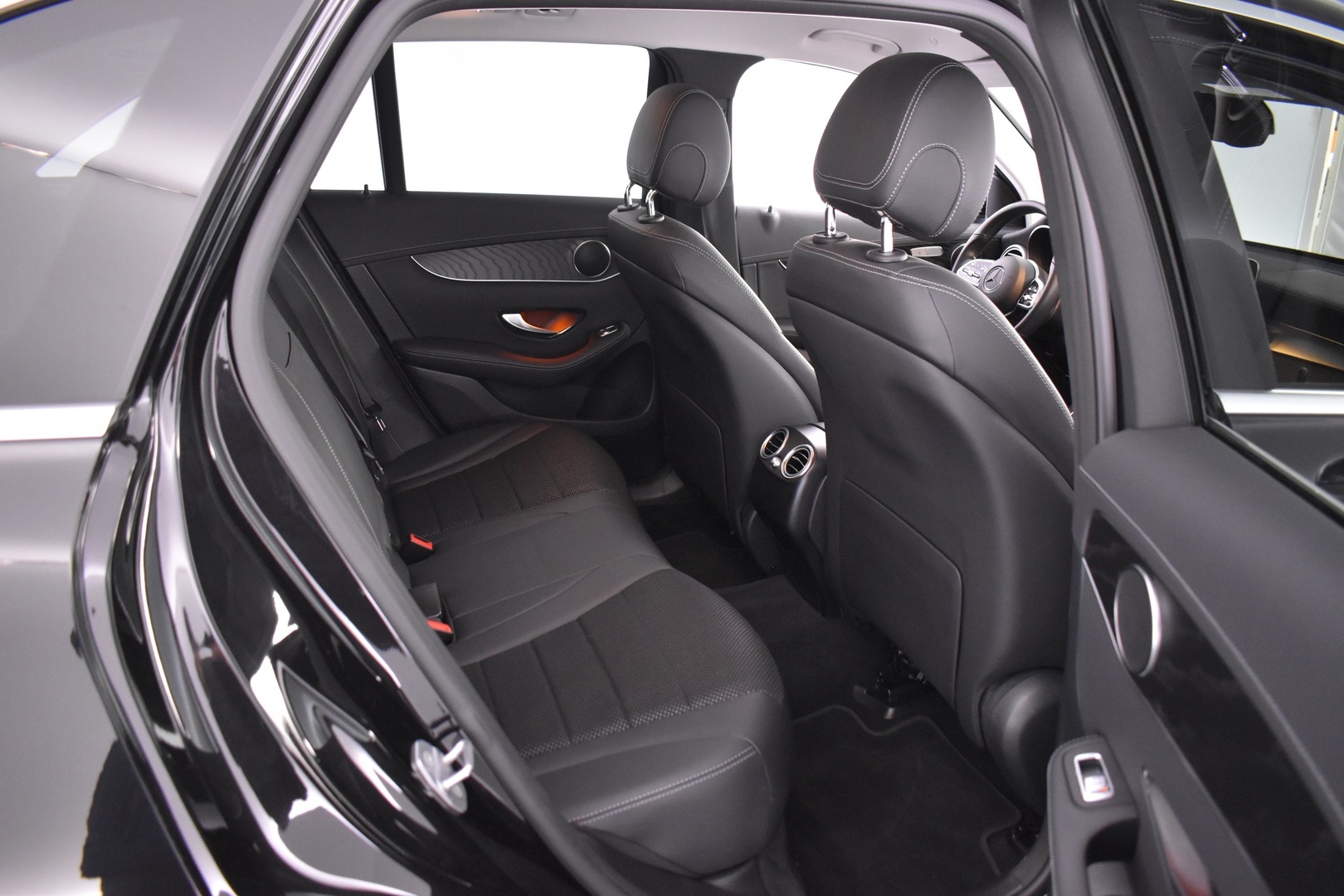 MERCEDES-BENZ GLC 2021