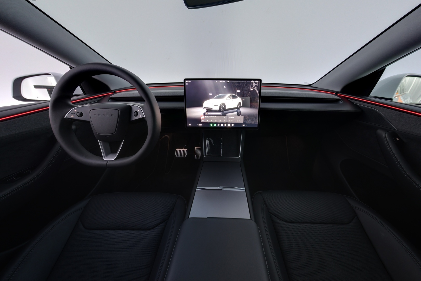 TESLA Model Y 2025