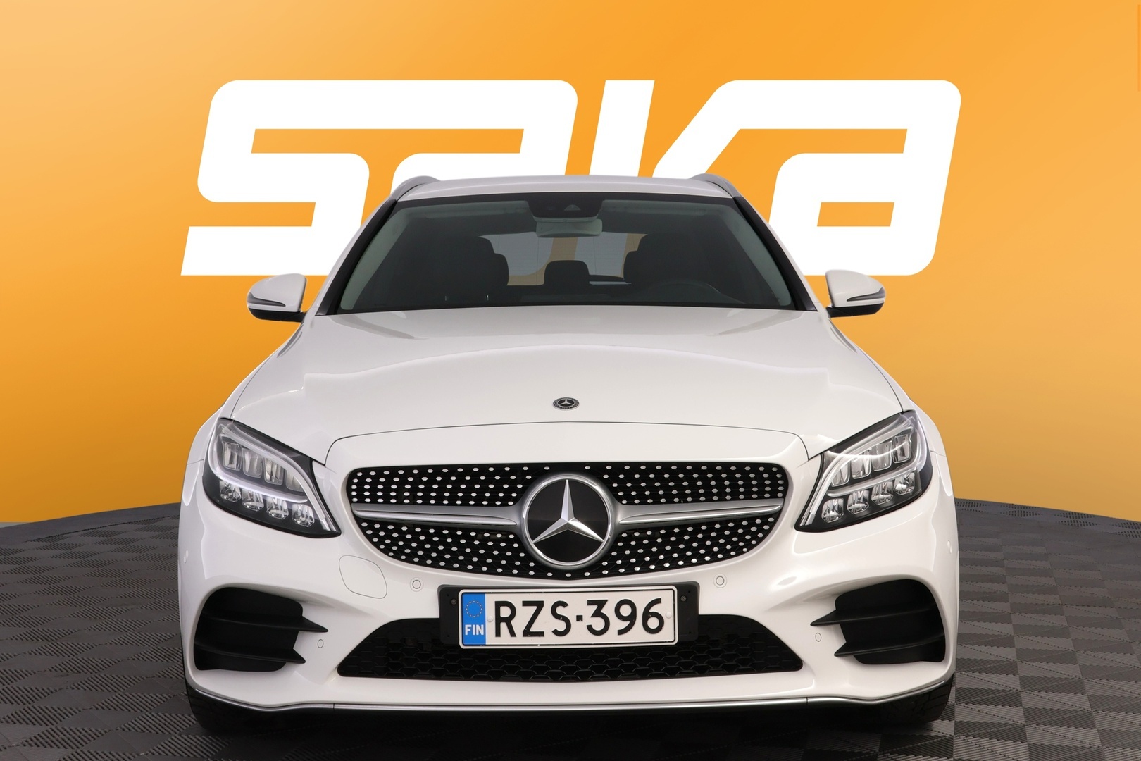 MERCEDES-BENZ C 2020