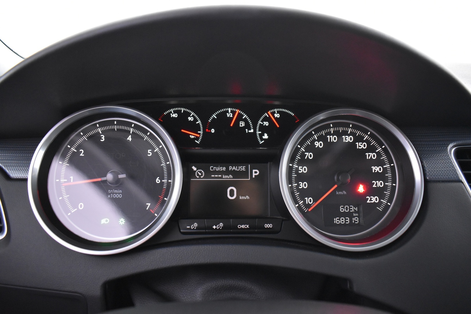 PEUGEOT 508 2016
