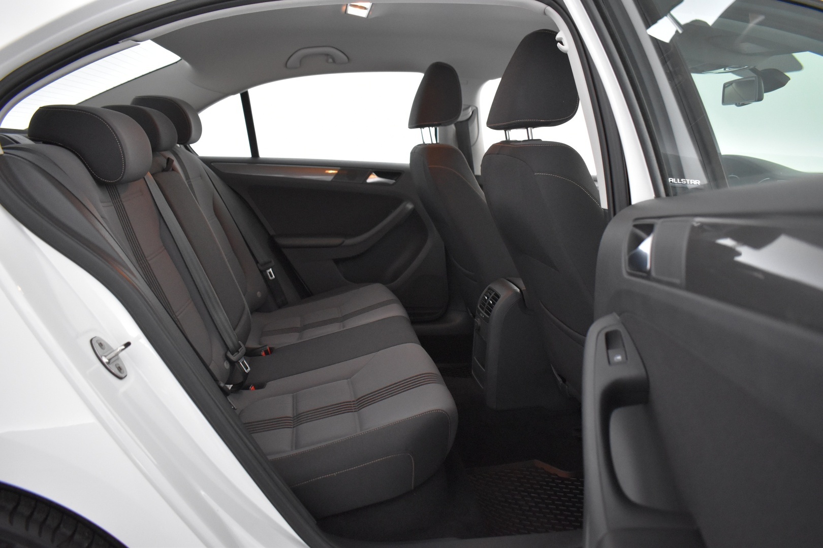 VOLKSWAGEN Jetta 2016