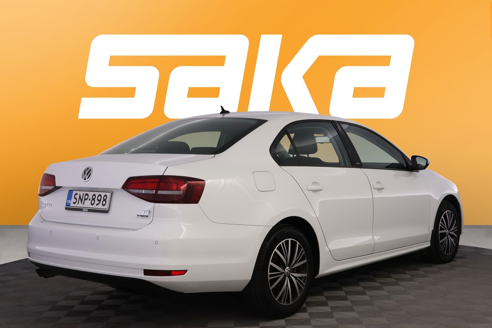VOLKSWAGEN Jetta 2016