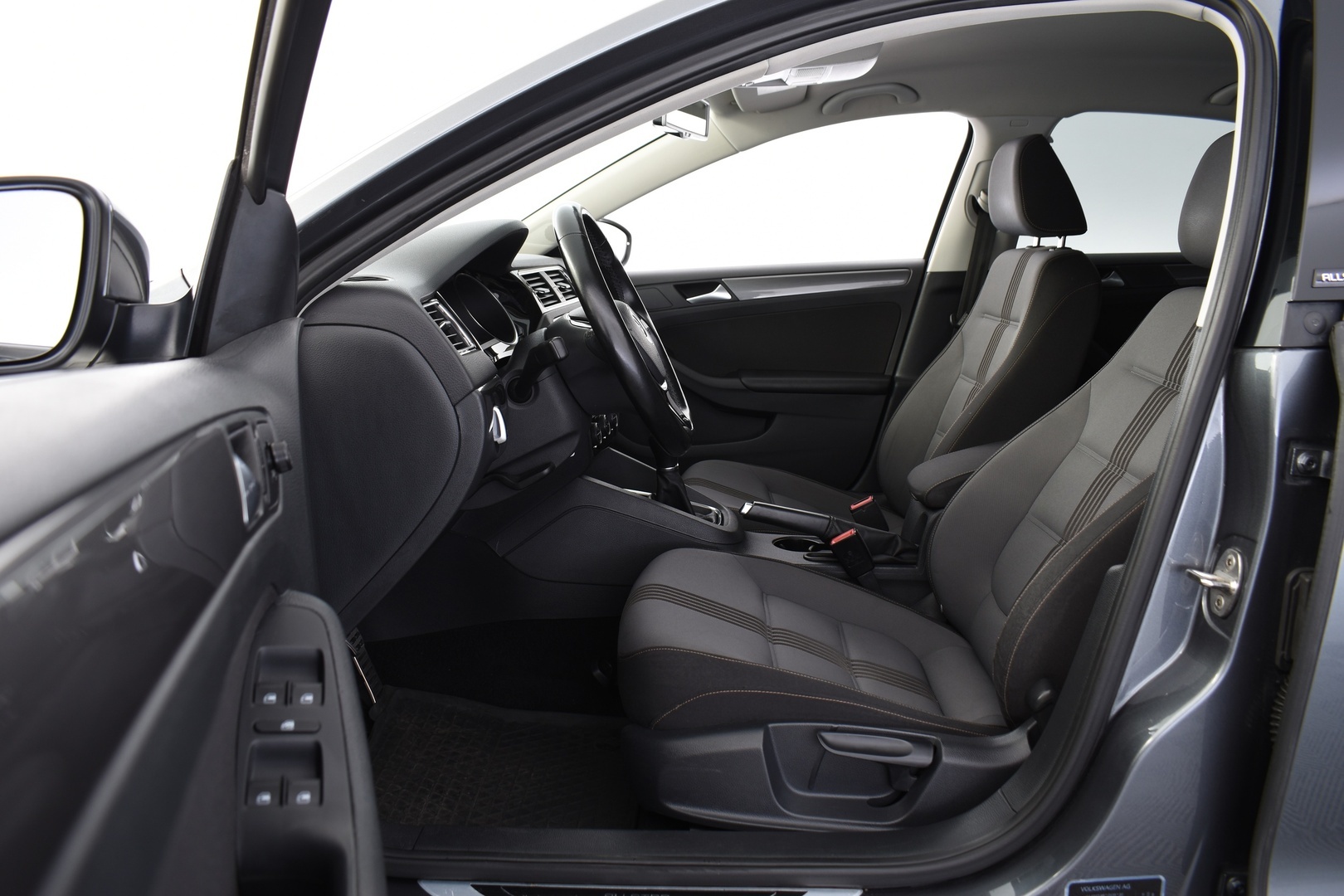 VOLKSWAGEN Jetta 2016