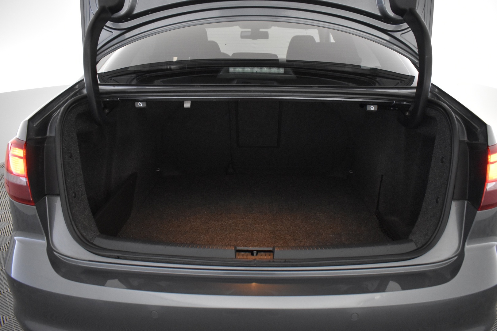 VOLKSWAGEN Jetta 2016