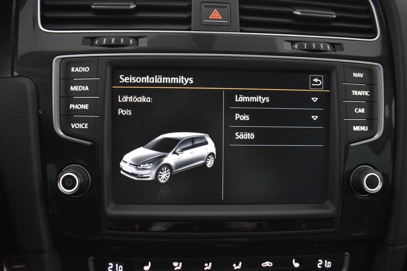 VOLKSWAGEN Golf 2016