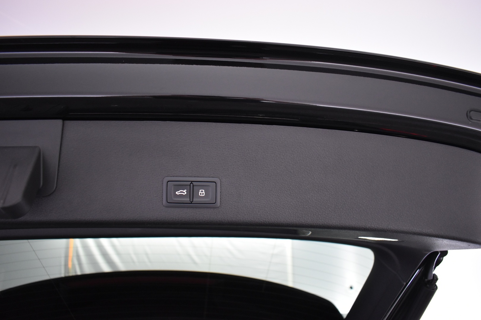 AUDI e-tron 2019