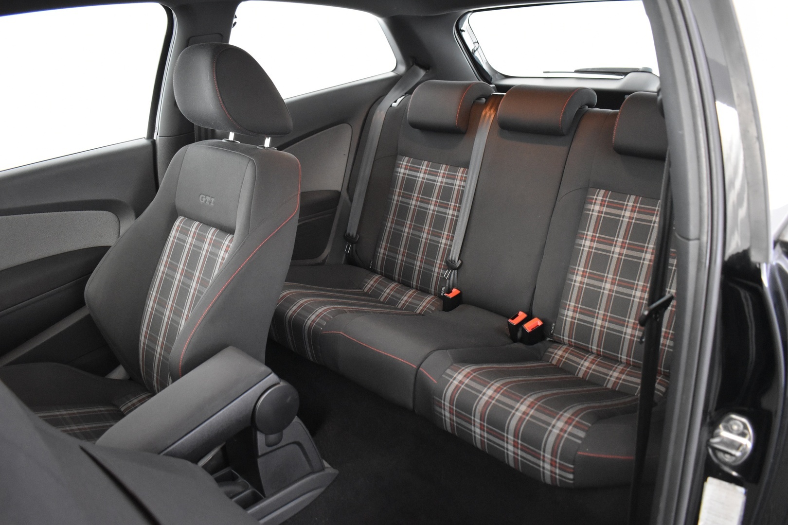 VOLKSWAGEN Polo 2012