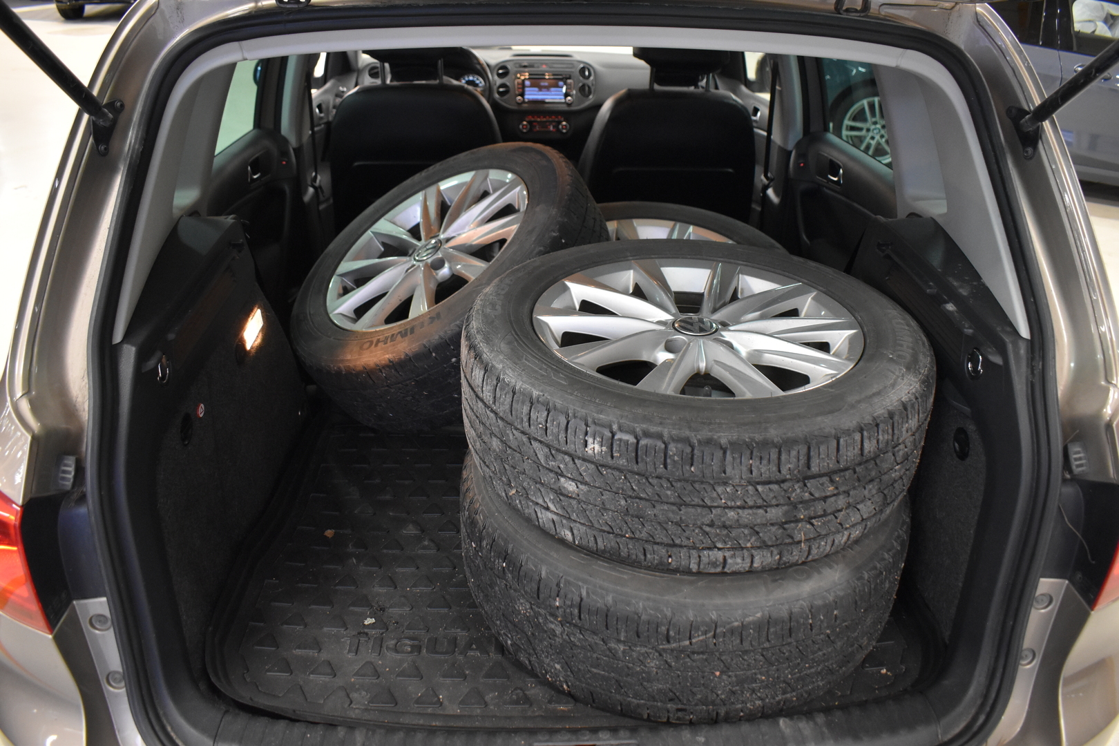 VOLKSWAGEN Tiguan 2015