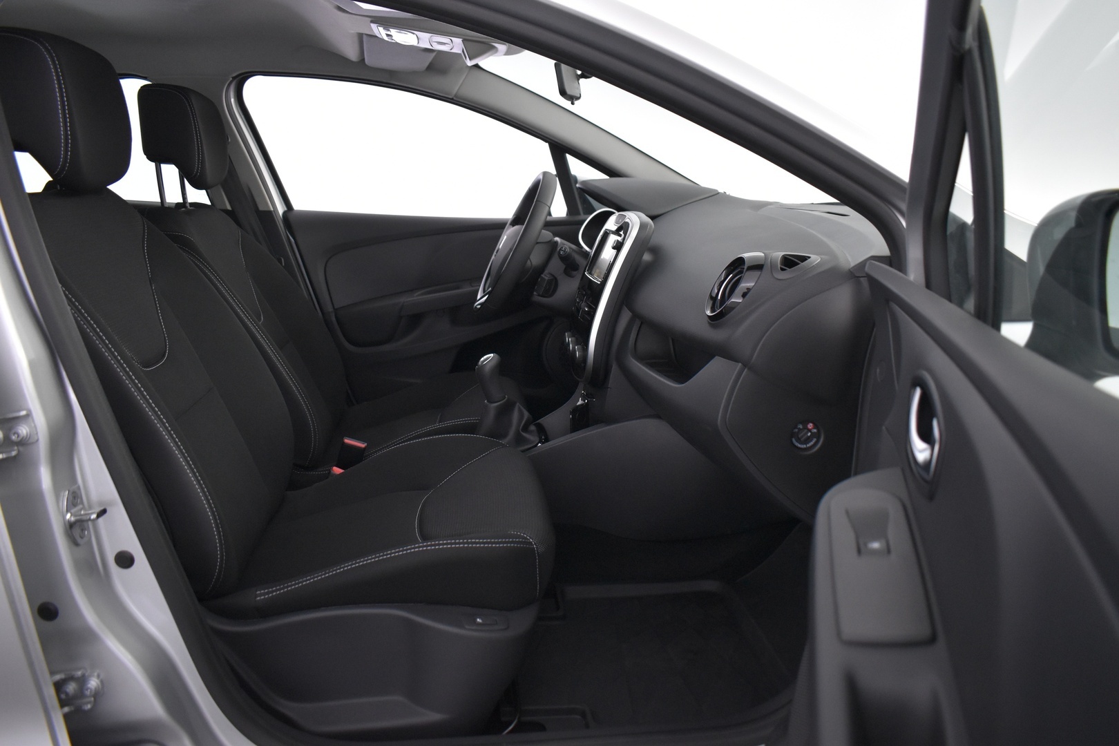 RENAULT Clio 2015