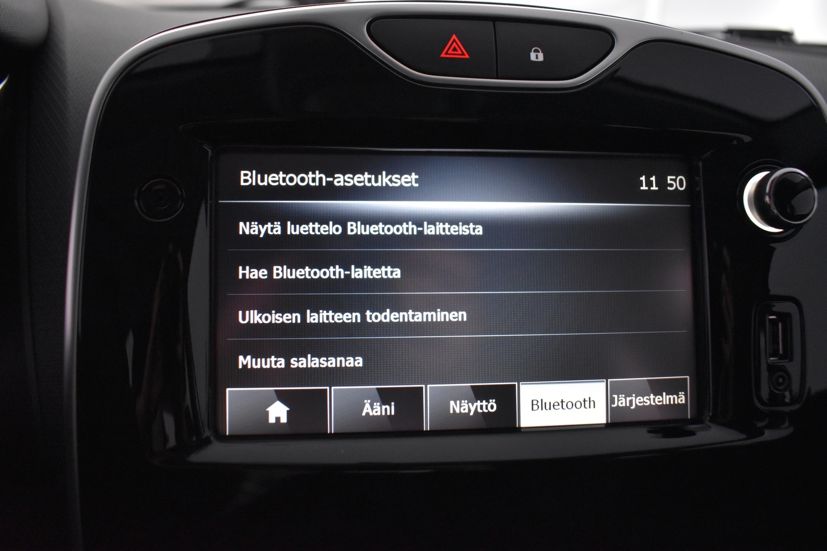 RENAULT Clio 2015
