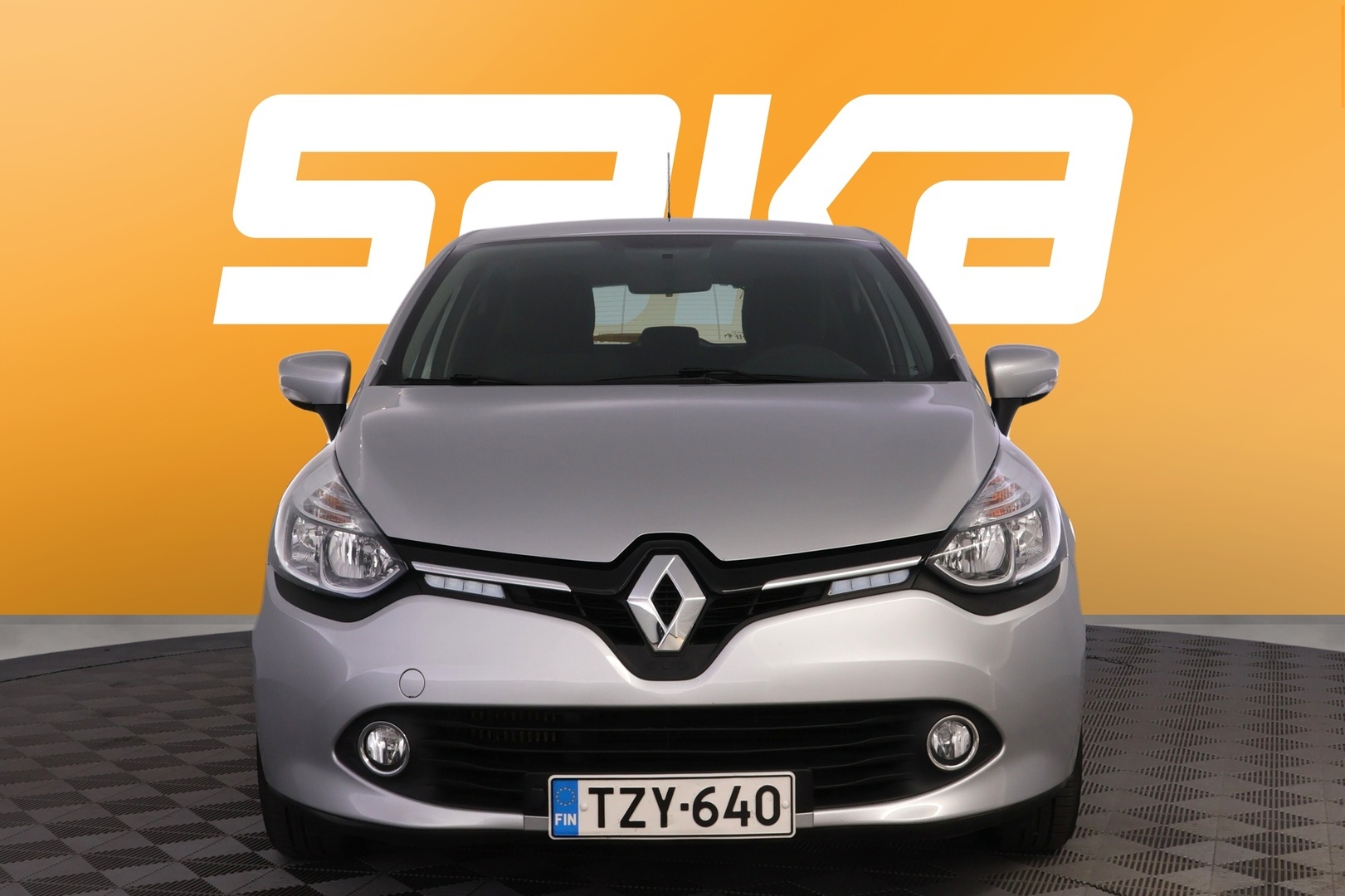 RENAULT Clio 2015