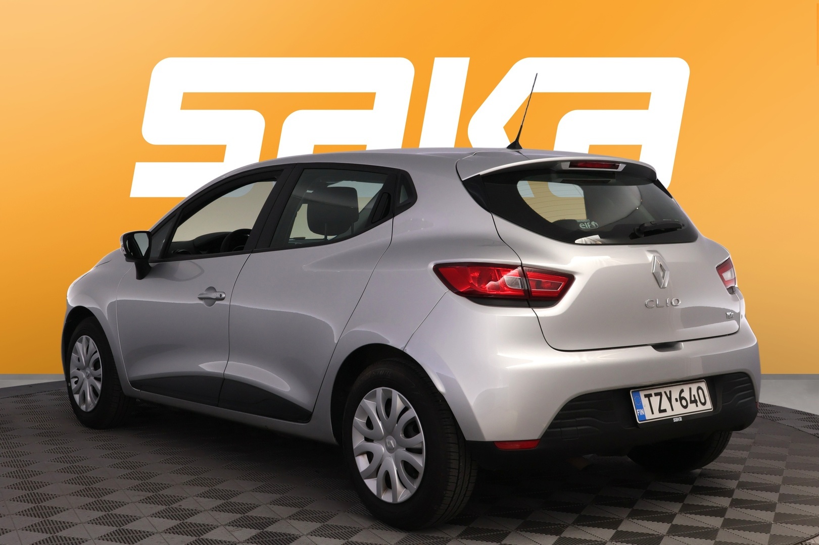 RENAULT Clio 2015