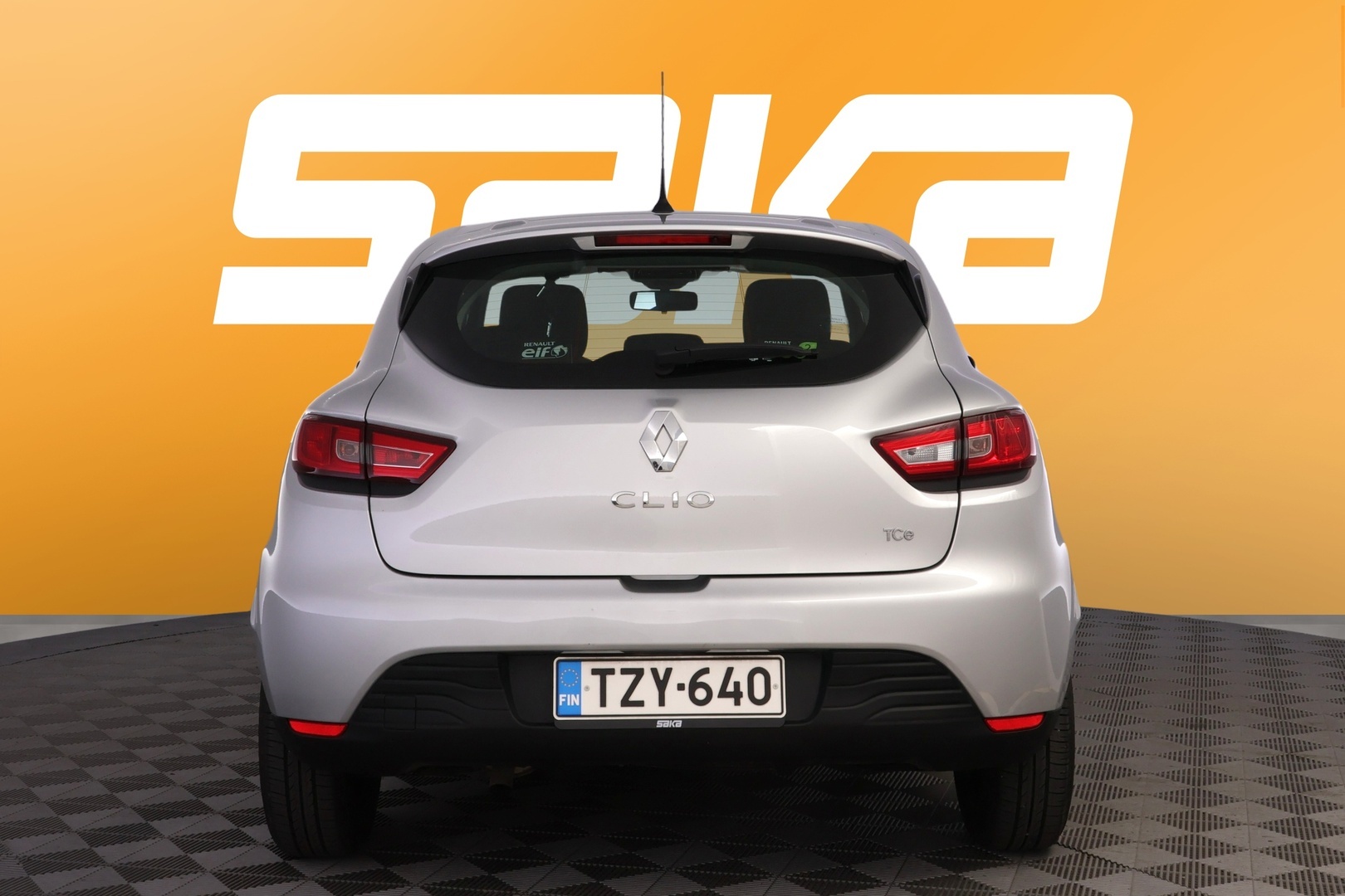 RENAULT Clio 2015