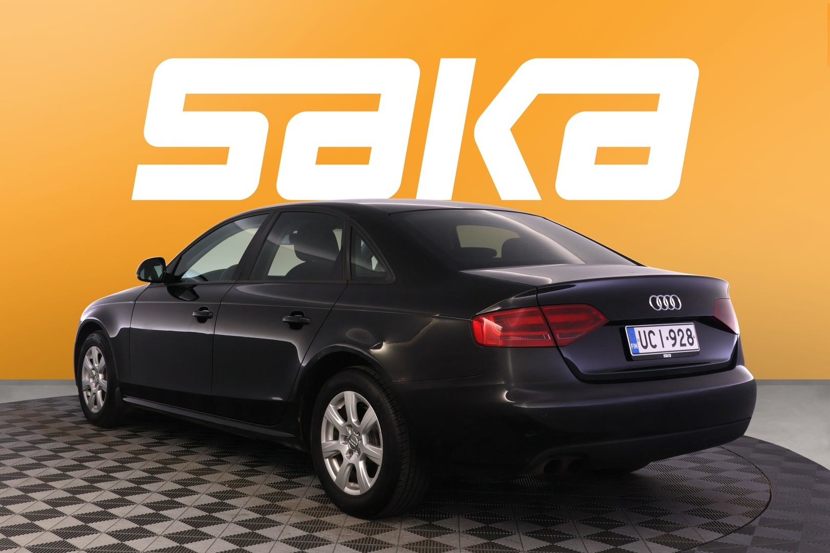 AUDI A4 2009