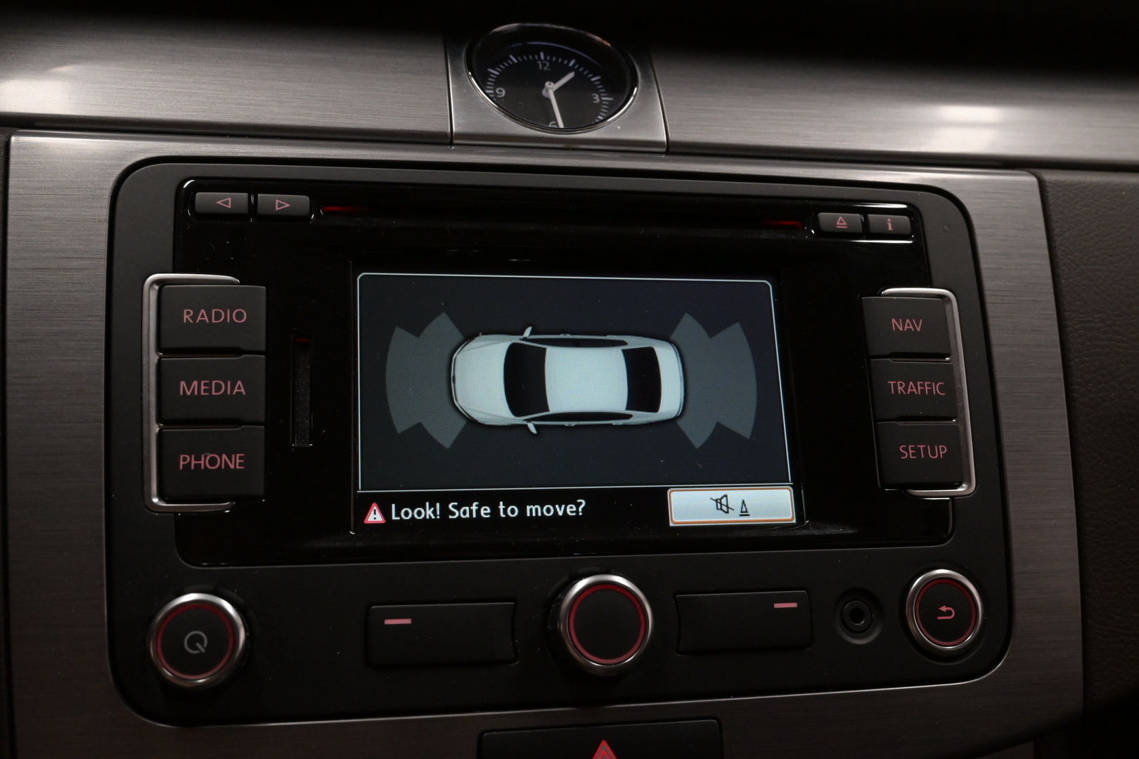 VOLKSWAGEN Passat 2012