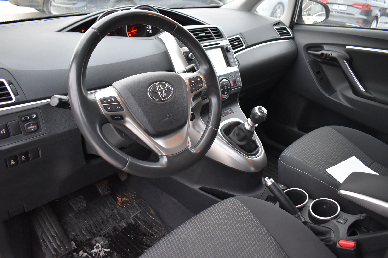 TOYOTA Verso 2014