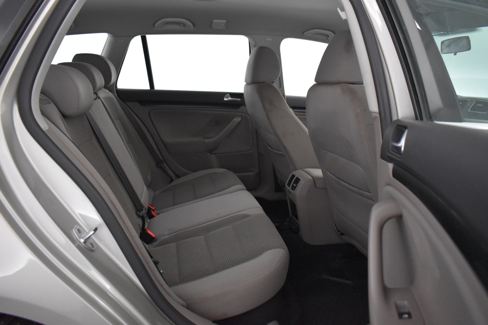 VOLKSWAGEN Golf 2012