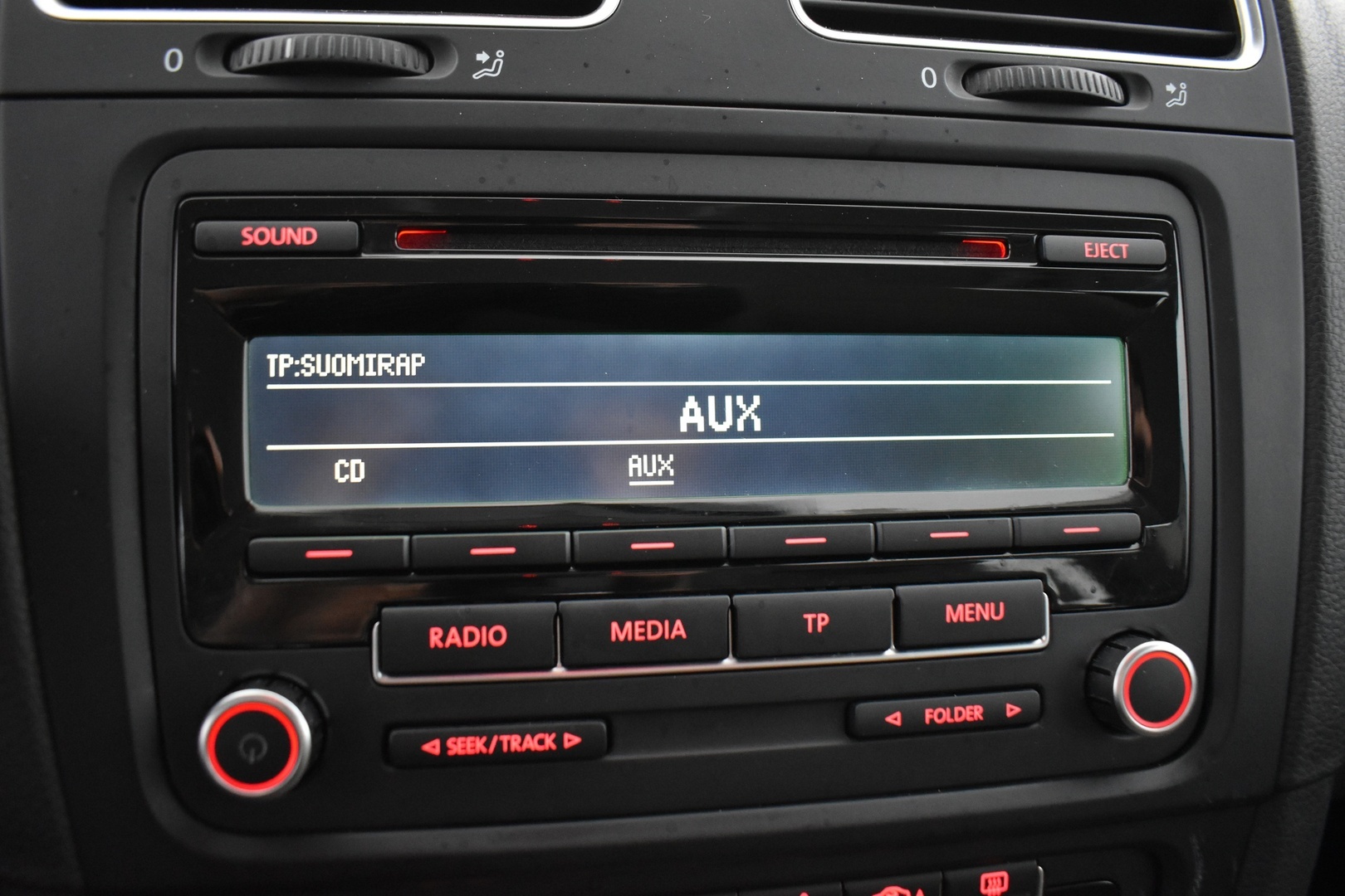 VOLKSWAGEN Golf 2012