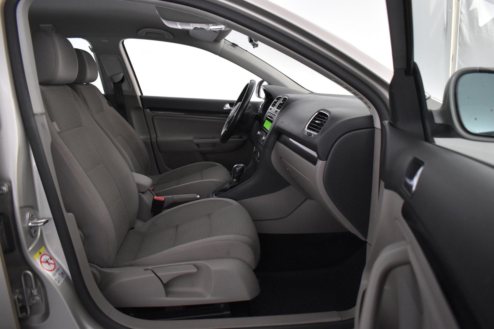 VOLKSWAGEN Golf 2012