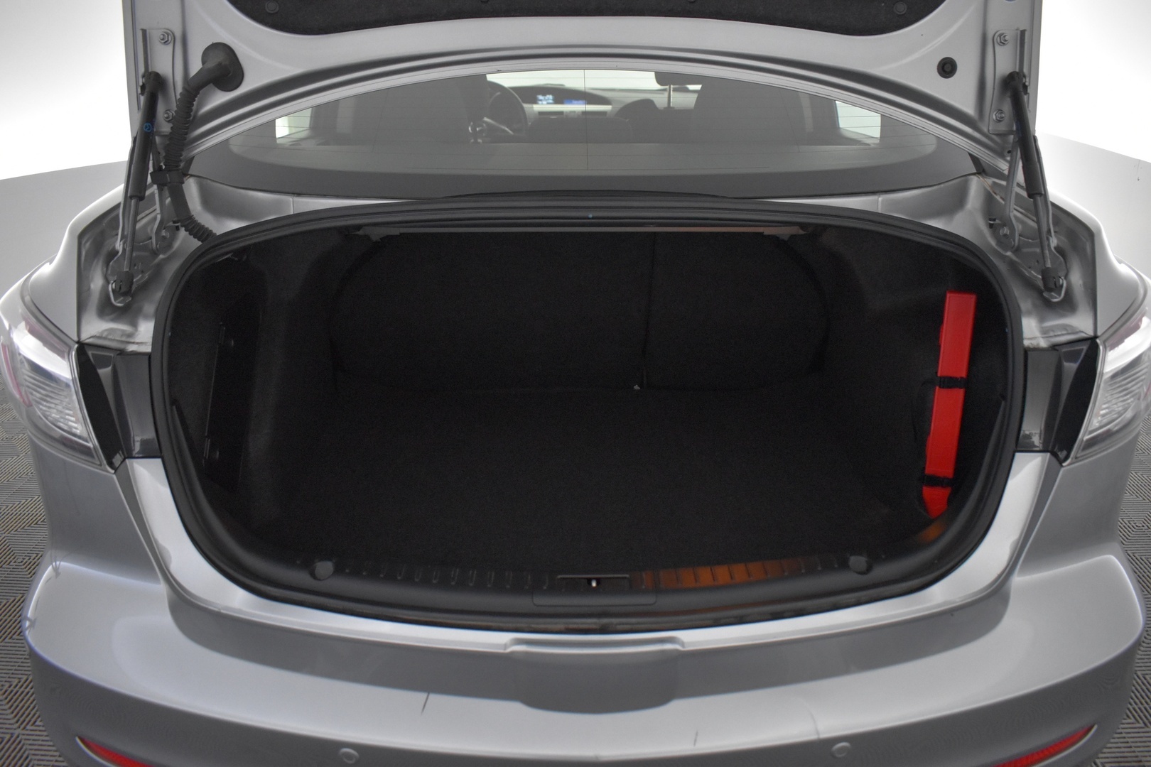 MAZDA 3 2012