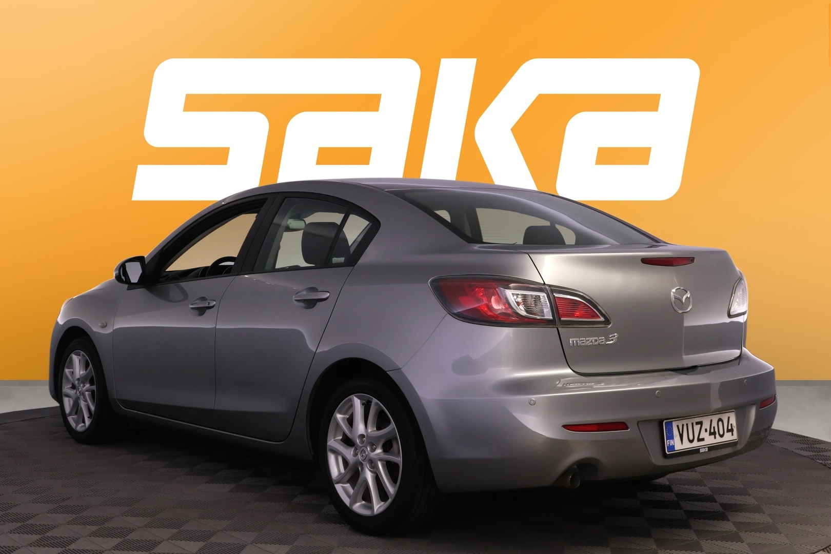 MAZDA 3 2012