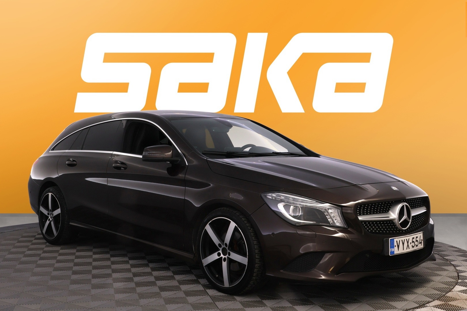 MERCEDES-BENZ CLA 2016