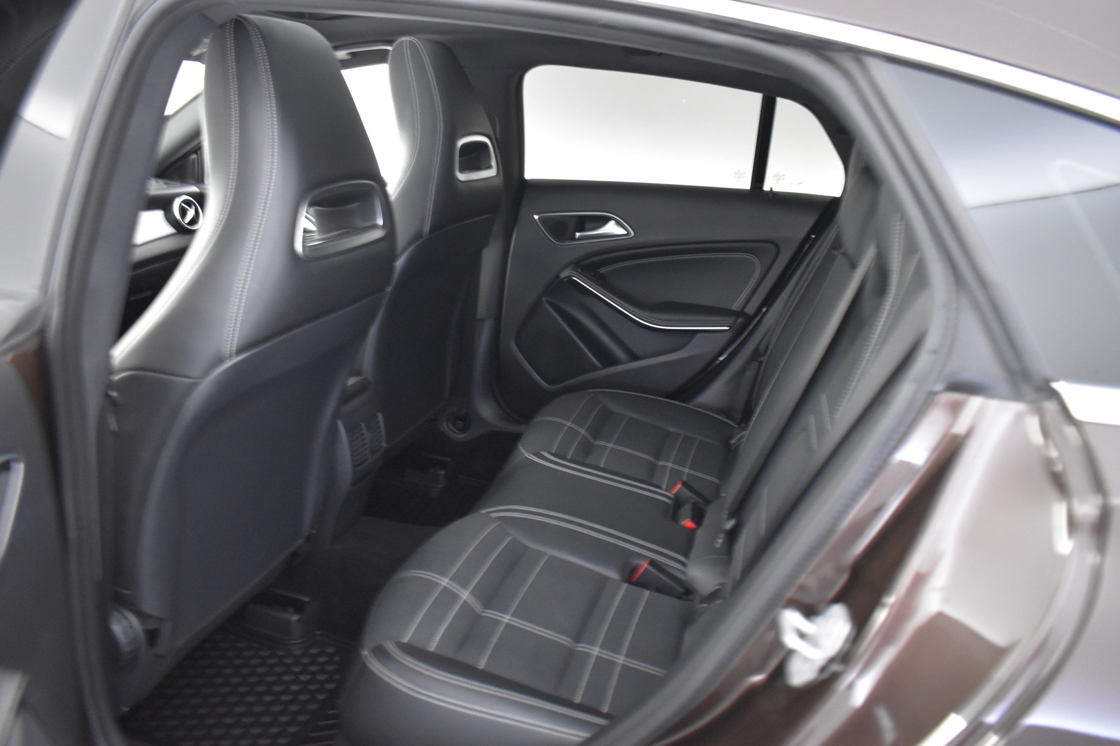 MERCEDES-BENZ CLA 2016