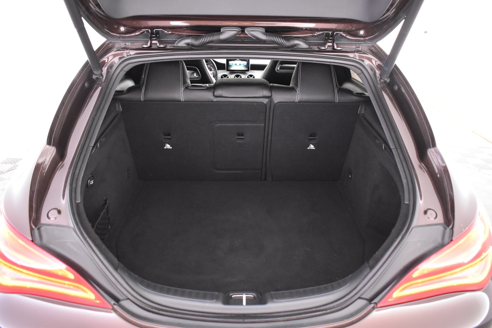 MERCEDES-BENZ CLA 2016