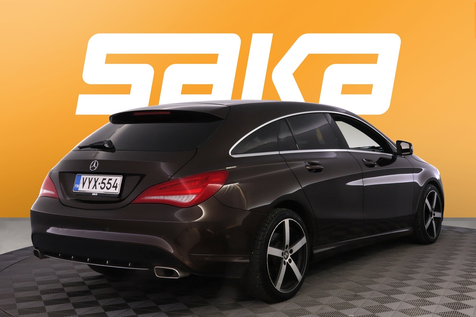 MERCEDES-BENZ CLA 2016