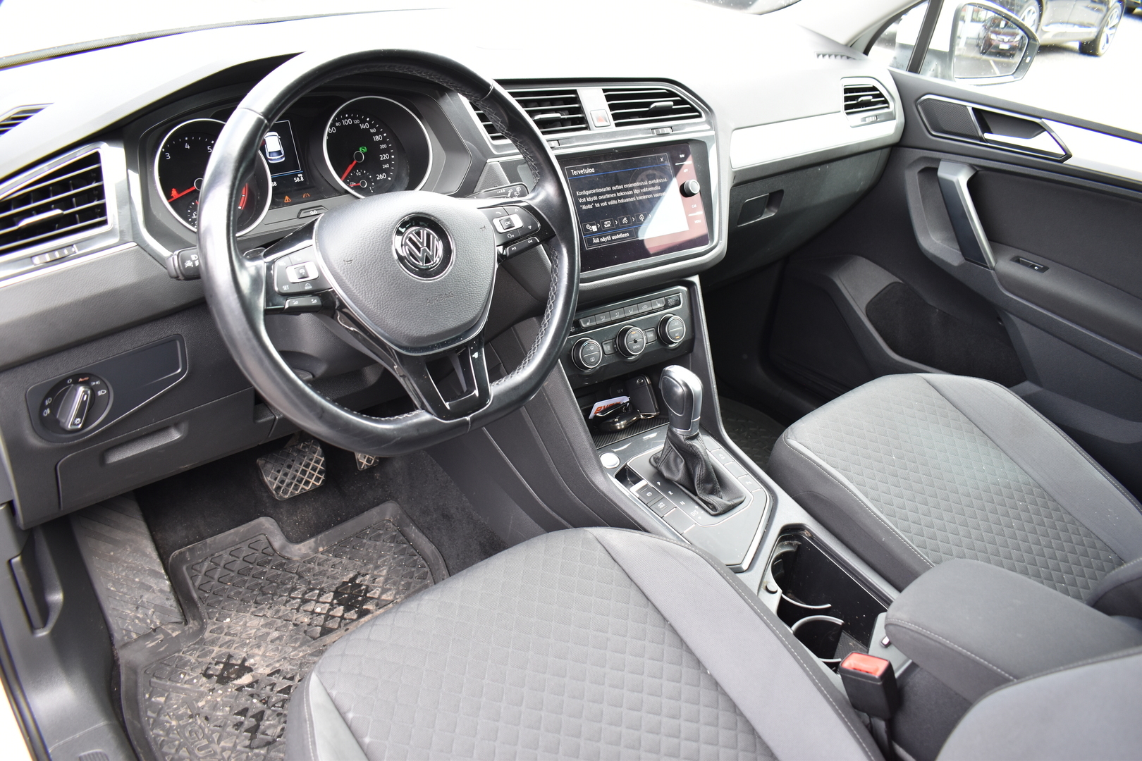 VOLKSWAGEN Tiguan 2018