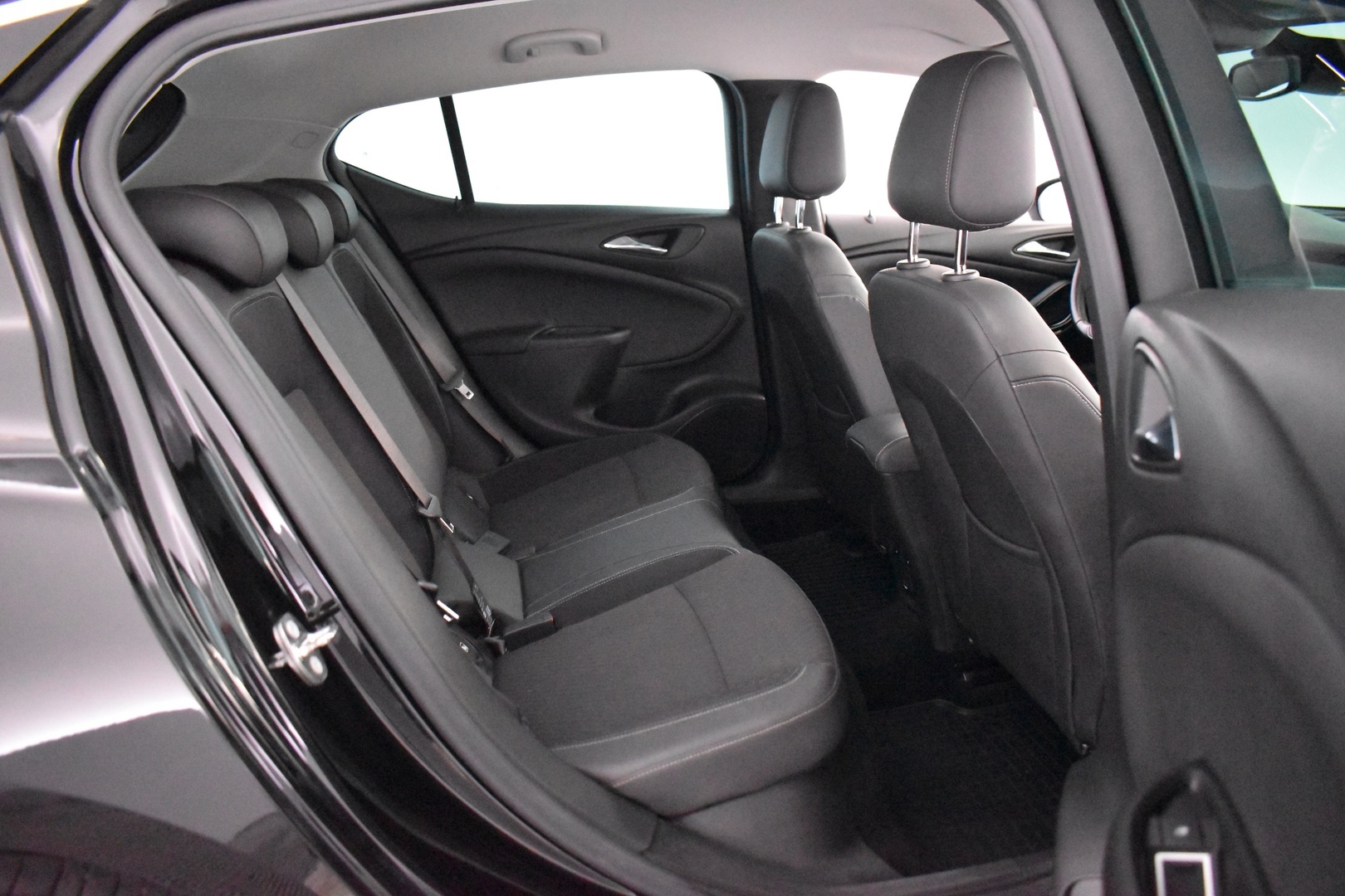 OPEL Astra 2018