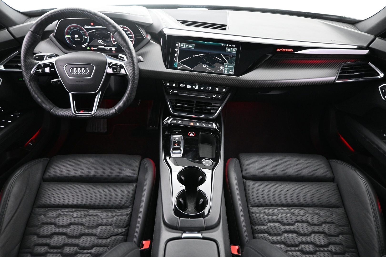 AUDI E-TRON GT RS 2022