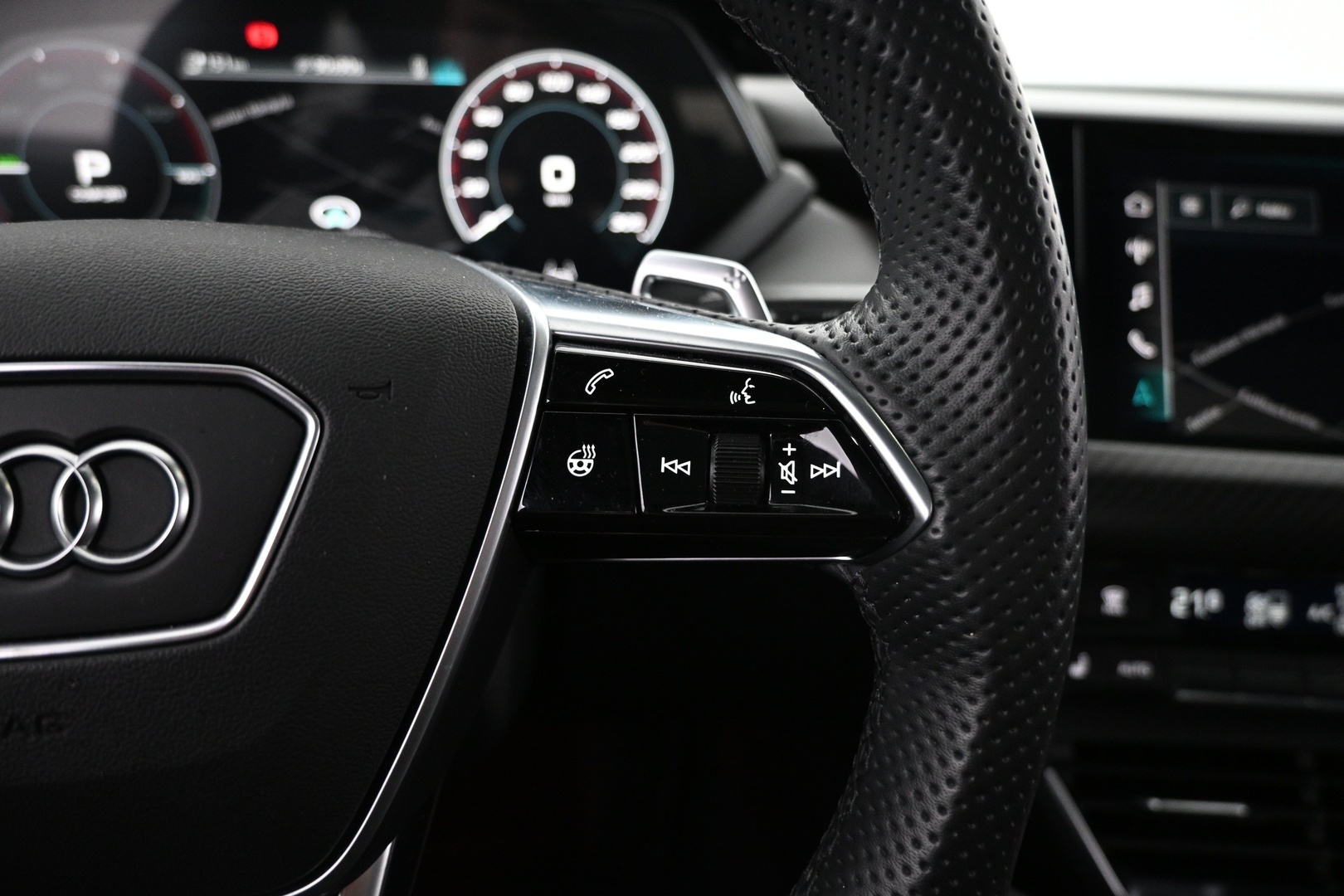 AUDI E-TRON GT RS 2022