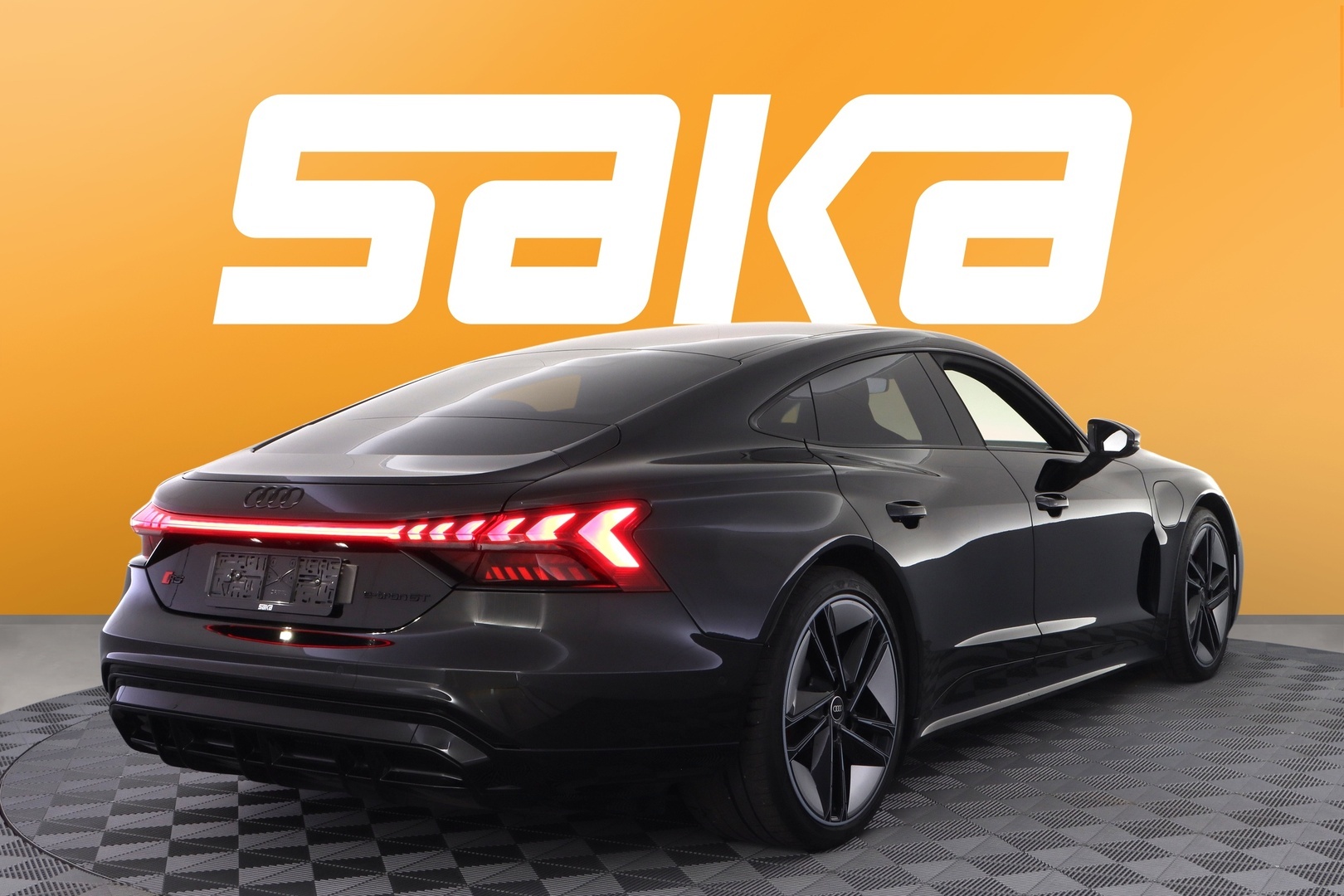 AUDI E-TRON GT RS 2022