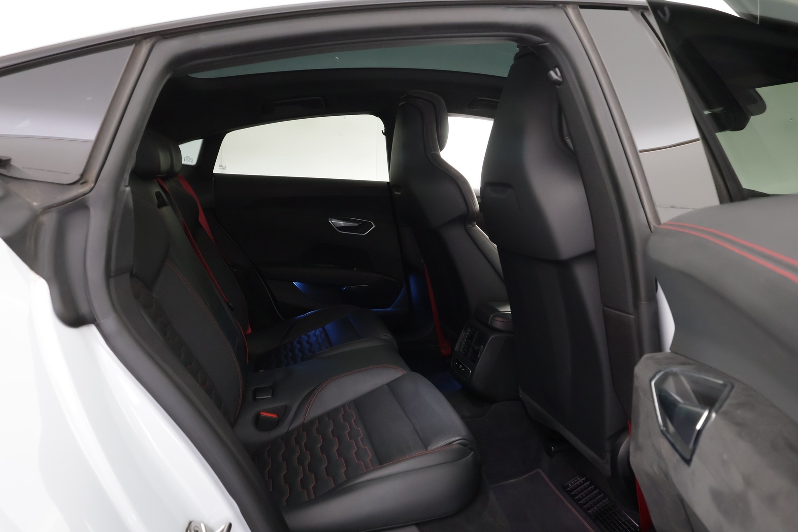 AUDI E-TRON GT RS 2022