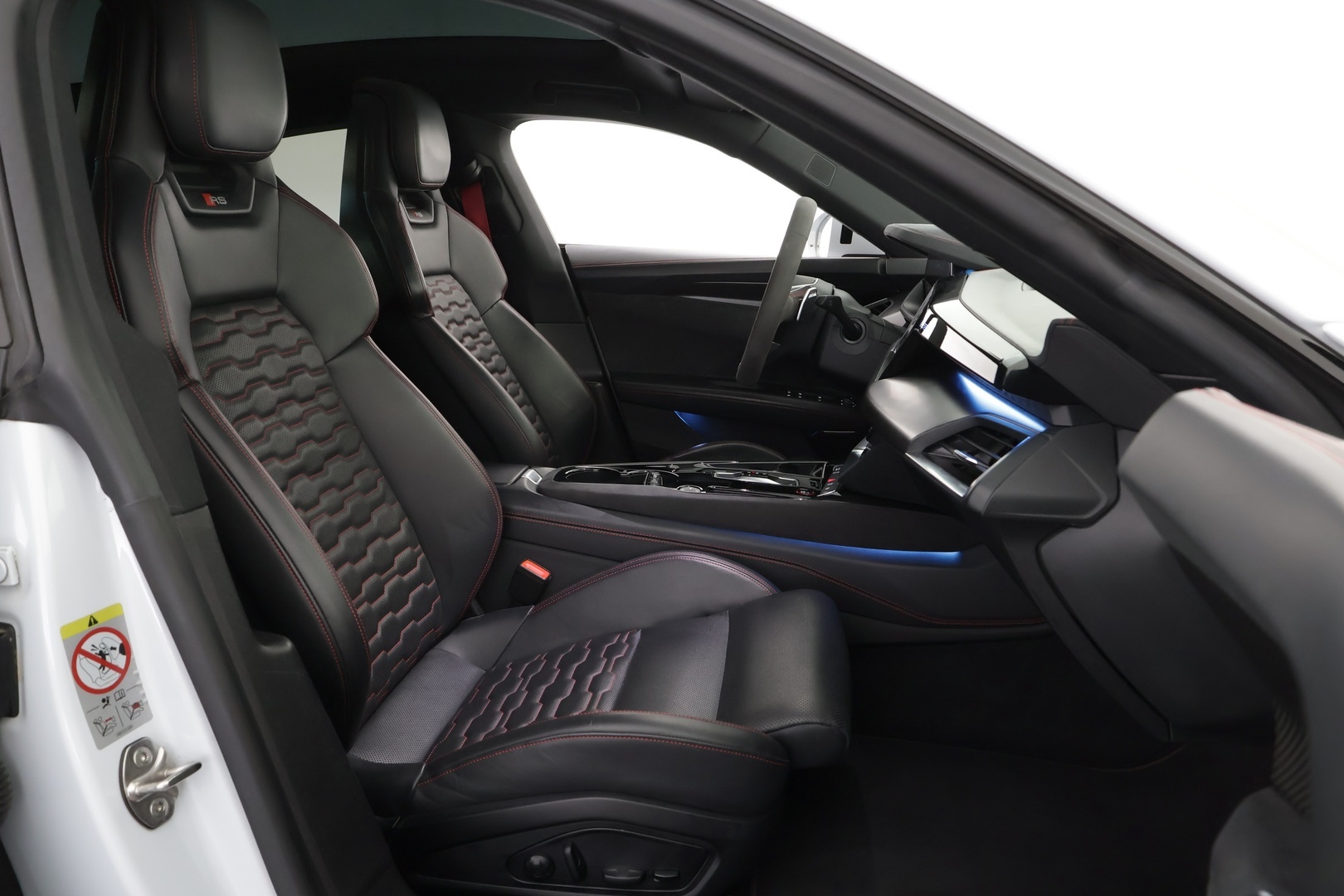 AUDI E-TRON GT RS 2022