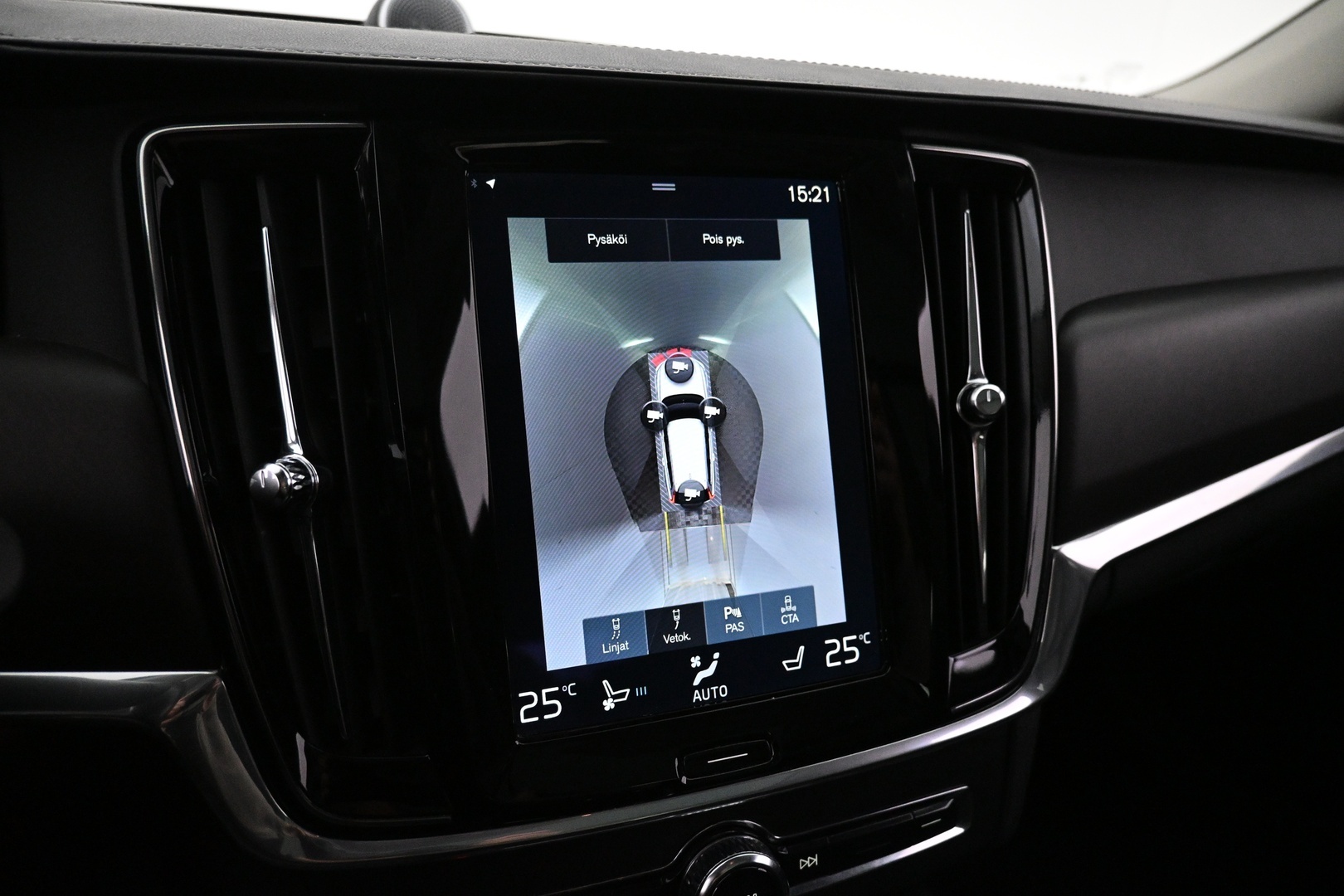 VOLVO V90 Cross Country 2017