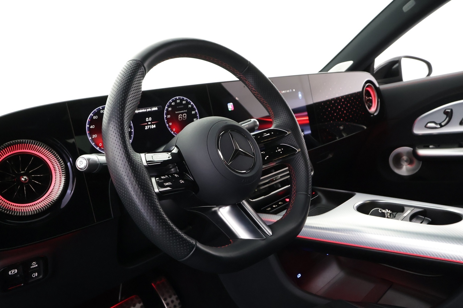 MERCEDES-BENZ CLA 2025