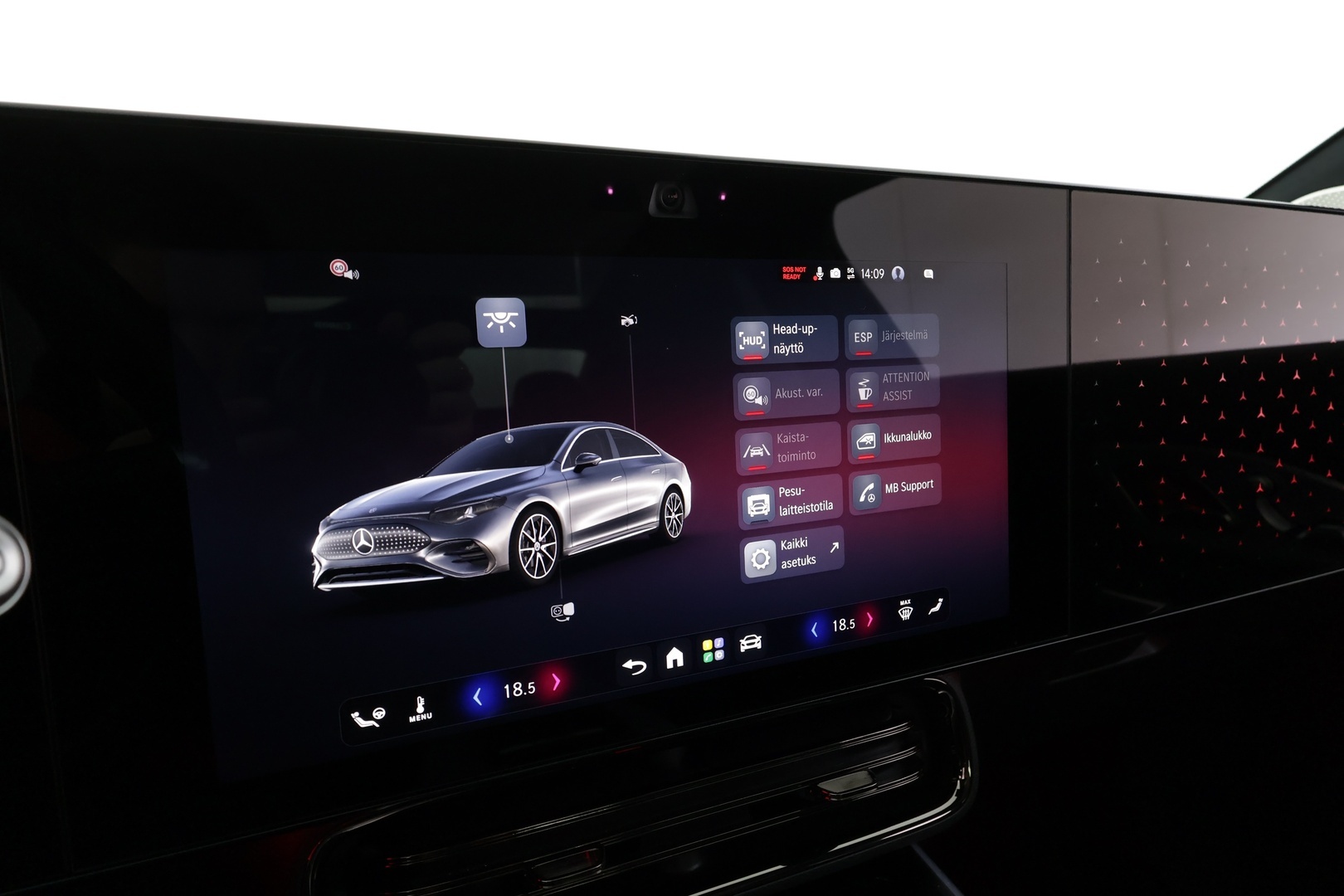 MERCEDES-BENZ CLA 2025