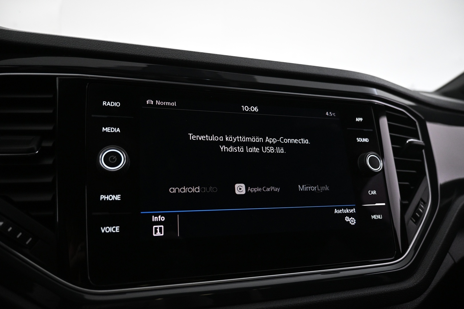 VOLKSWAGEN T-Roc 2018