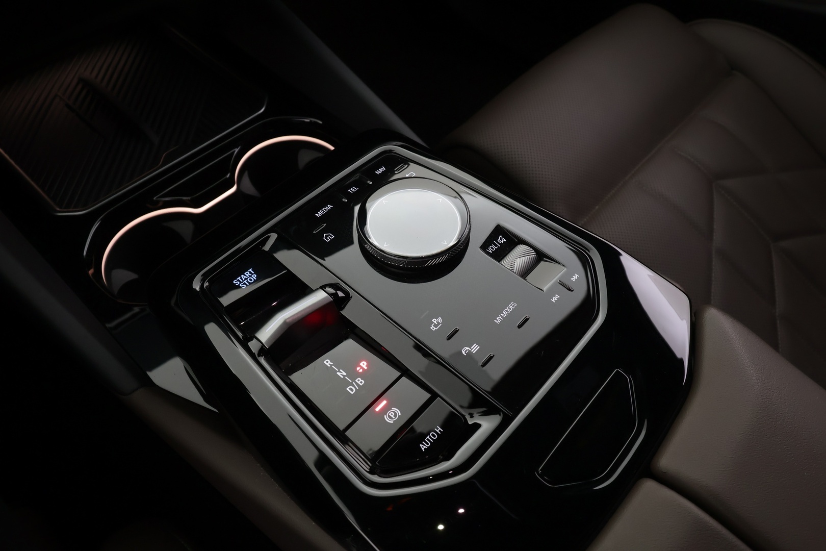 BMW i5 2024