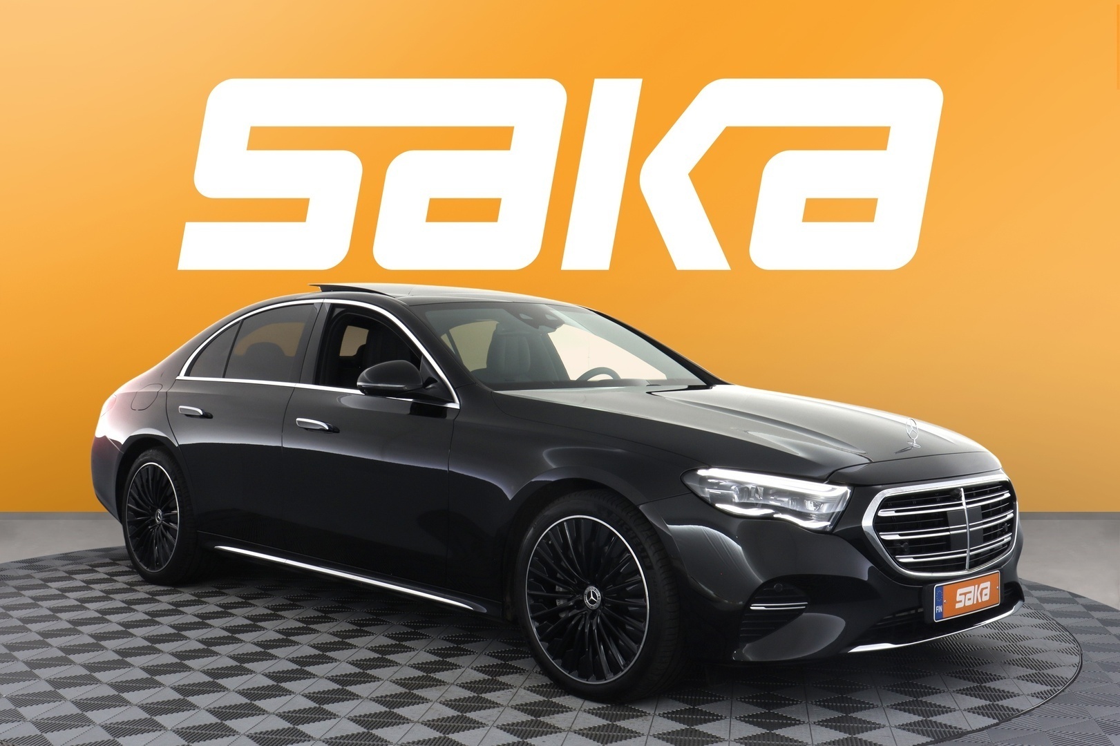 MERCEDES-BENZ E 2024